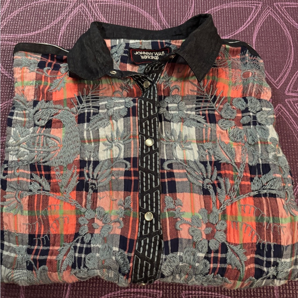 Johnny Was Workshop Snap Button Down Embroidered Collared shirt size S
